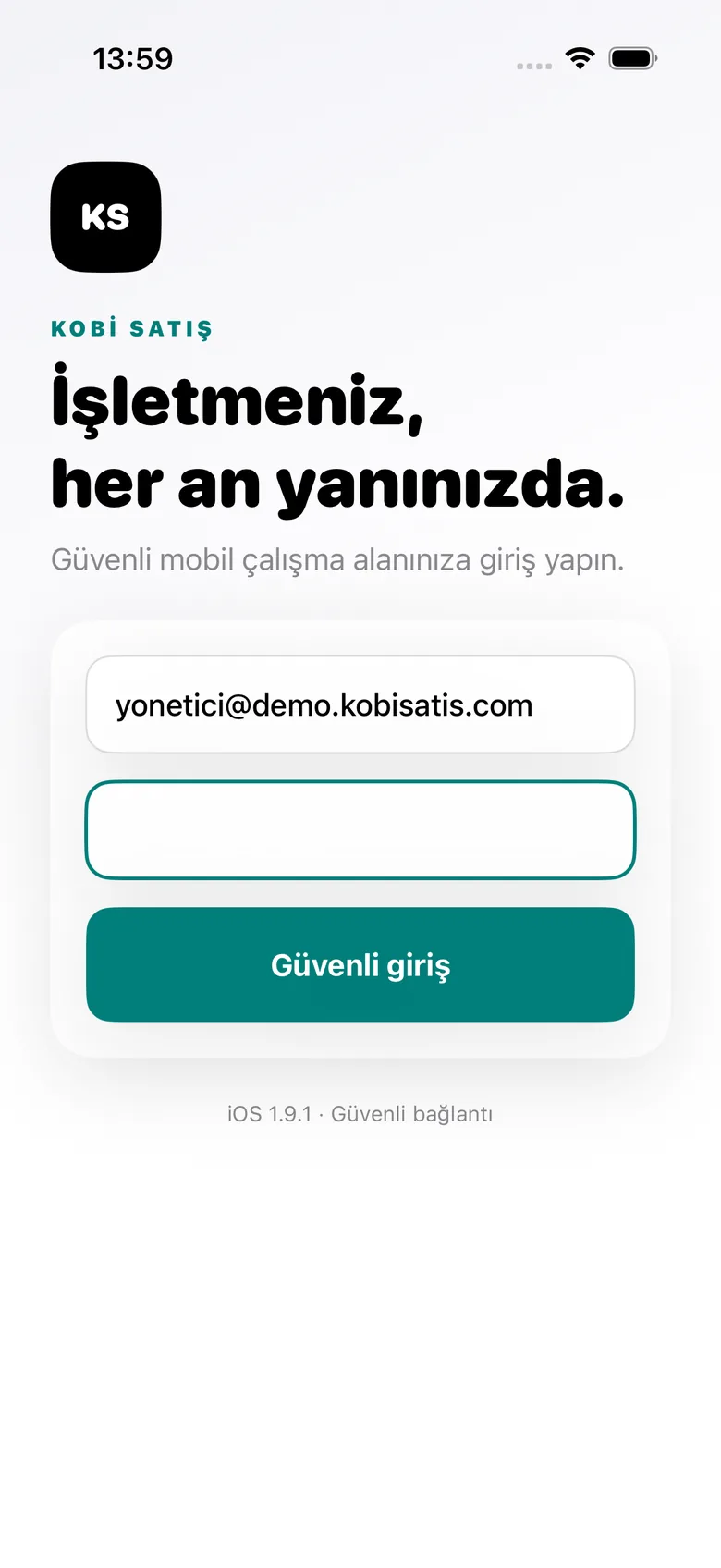 Bilgiler girildikten sonra giriş düğmesi etkinleşir